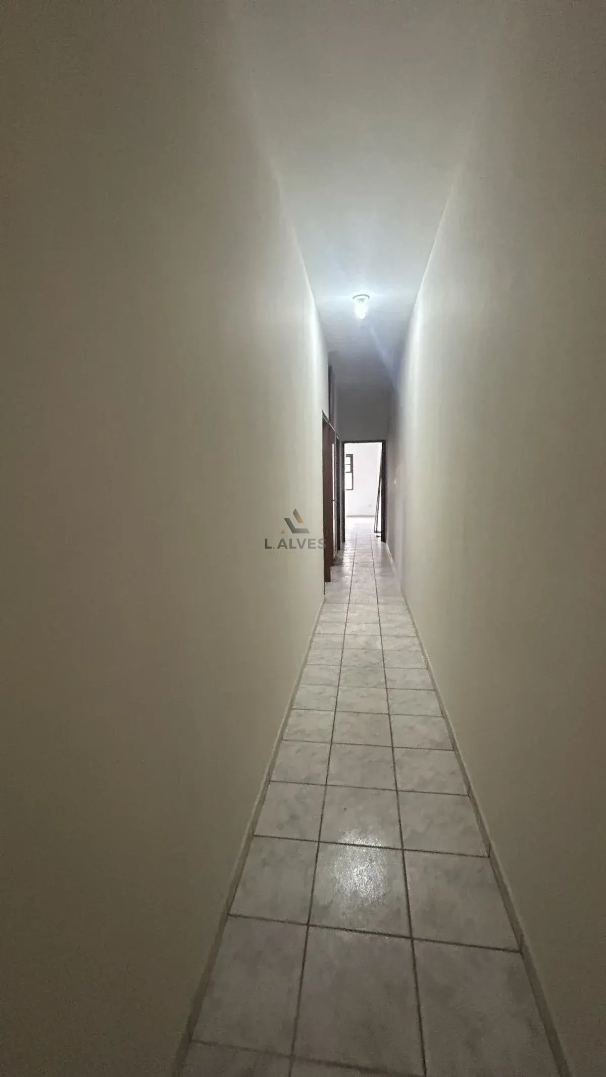  - 3 DORMITÓRIOS (1 SUÍTE) + EDICULA