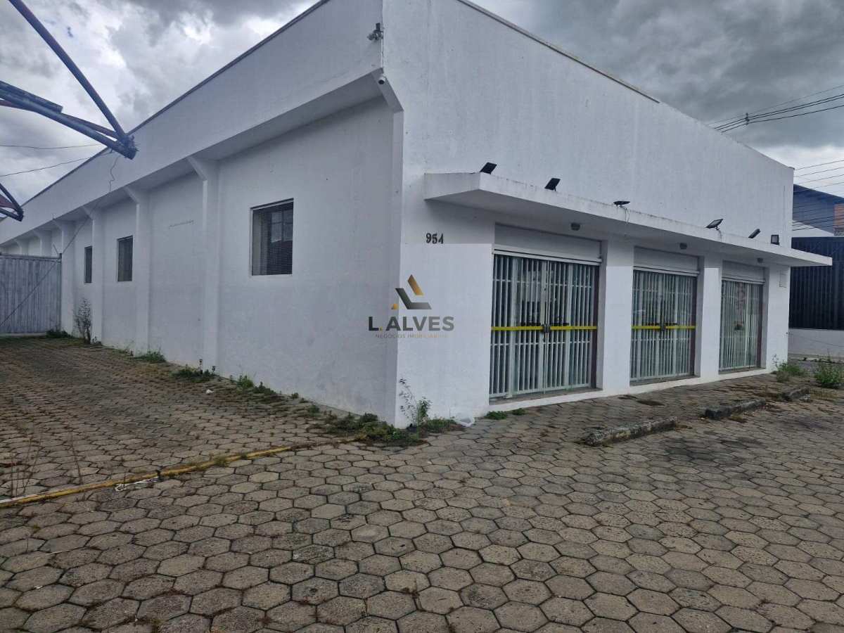 Galpão para alugar, 979m² - Vila Canevari,Cruzeiro