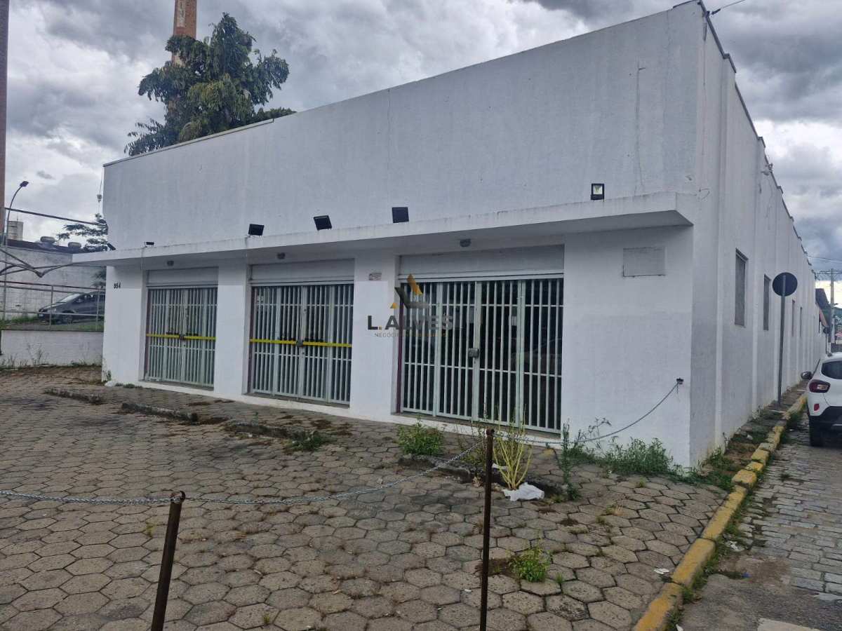 Galpão para alugar, 979m² - Vila Canevari,Cruzeiro