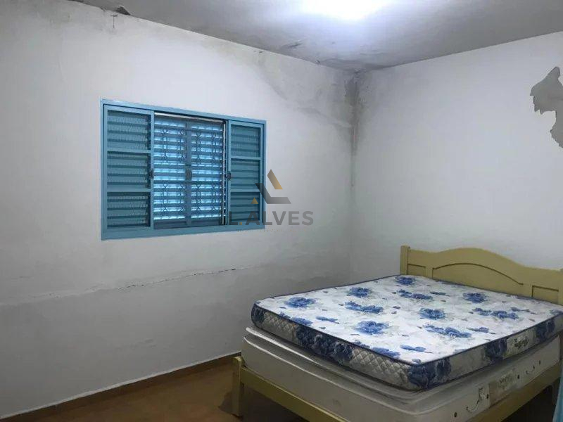  - Casa com Ponto Comercial