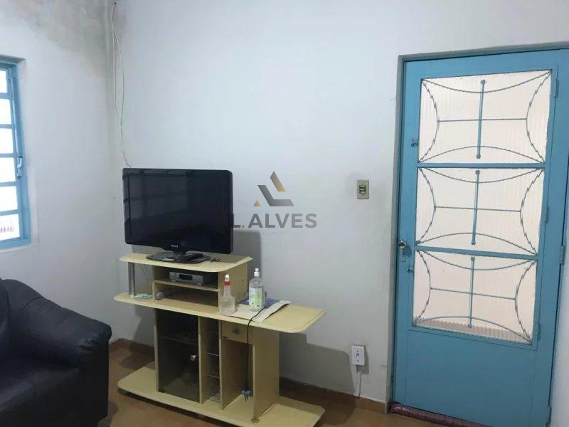 Casa à venda com 3 quartos, 329,59m² - ,