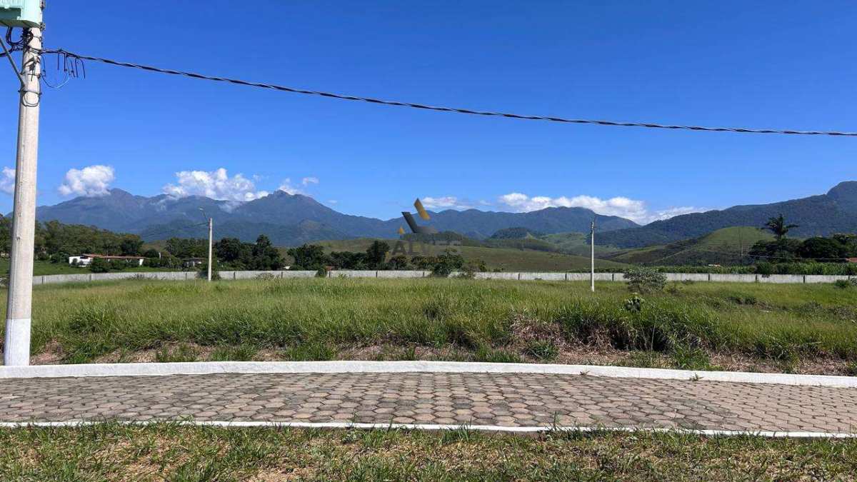 VISTA FRENTE AO TERRENO - TERRENO PLANO EM RESIDENCIAL